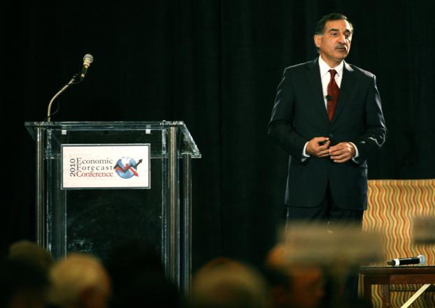 Anil Puri presents at the 2010 Economic Forecast.