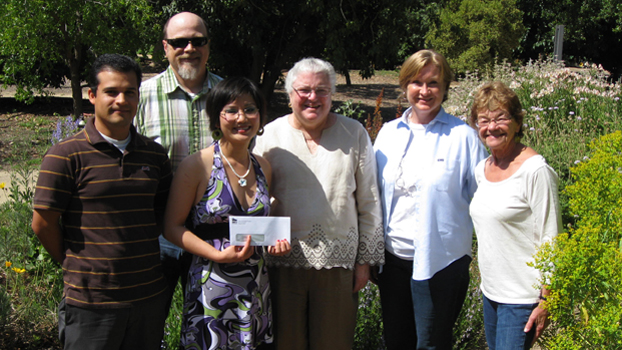 Arboretum scholarship recipients and Friends of the Fullerton Arboretum officers in the botanical garden.
