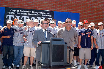 Mayor Mike Clescieri and Coach George Horton